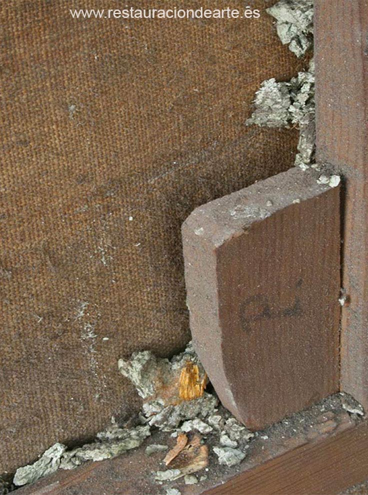 reverso capa pictórica, suciedad acumulada en el cuadro entre el bastidor y la tela, canvas